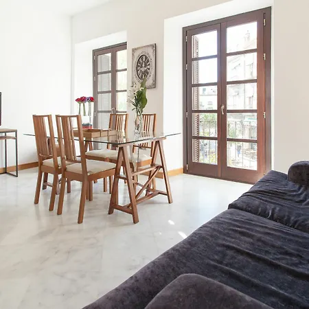 Holi-rent Castilla Apartment